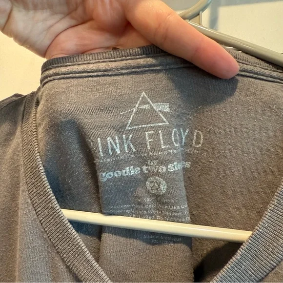 Gray Pink Floyd Graphic Tee - Picture 5 of 6